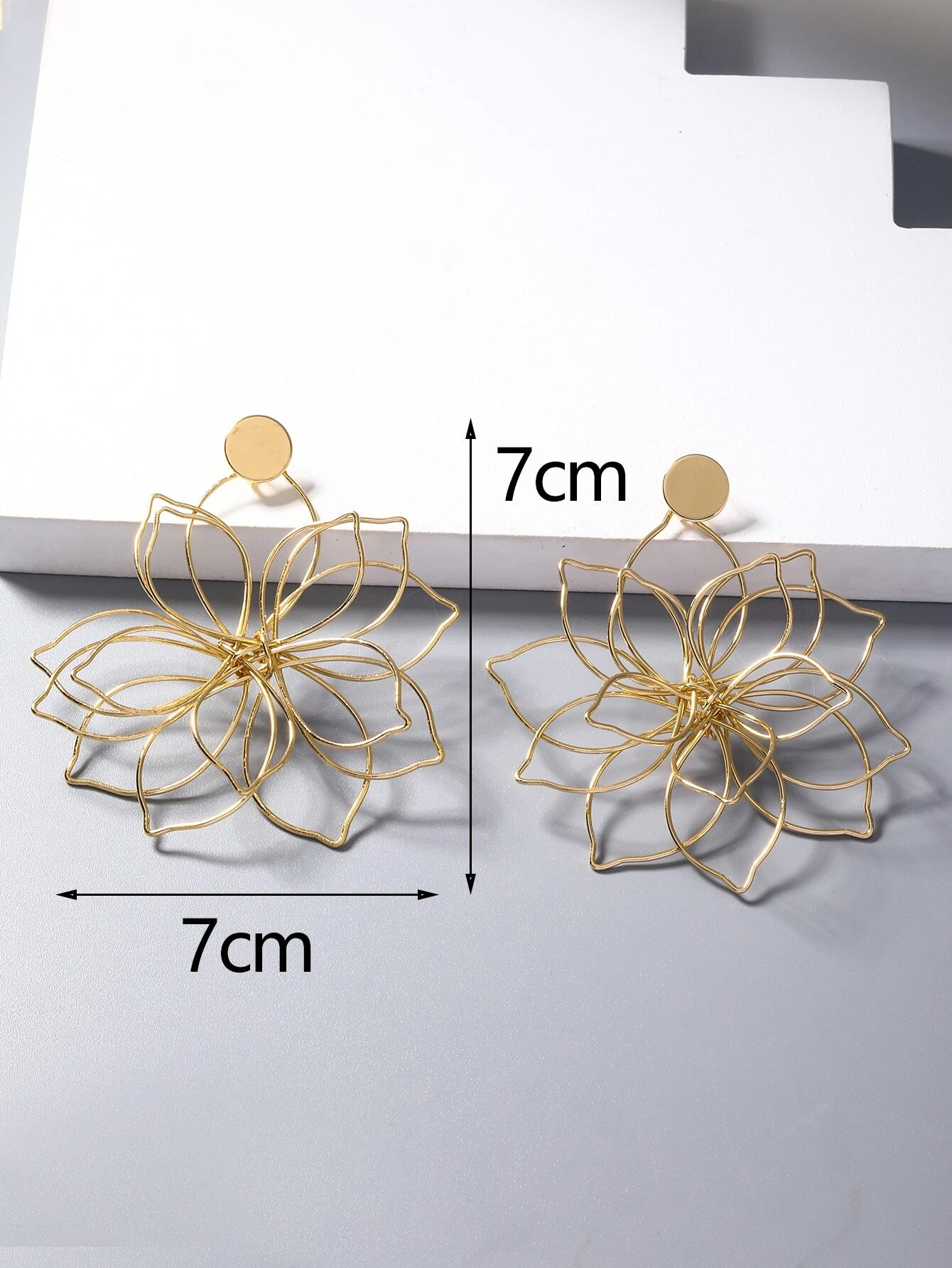 Brinco metálico vintage folha - Imagem 3