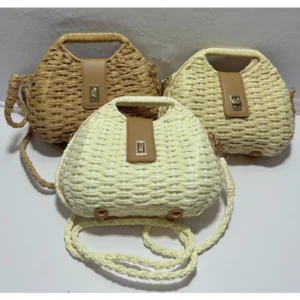 Bolsa de Palha Média, com Alça Transversal Ajustável.