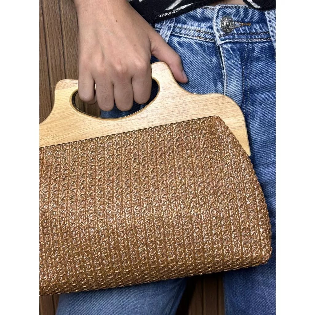 Bolsa Clutch de Ráfia, Moda Elegante e sofisticada. - Imagem 2